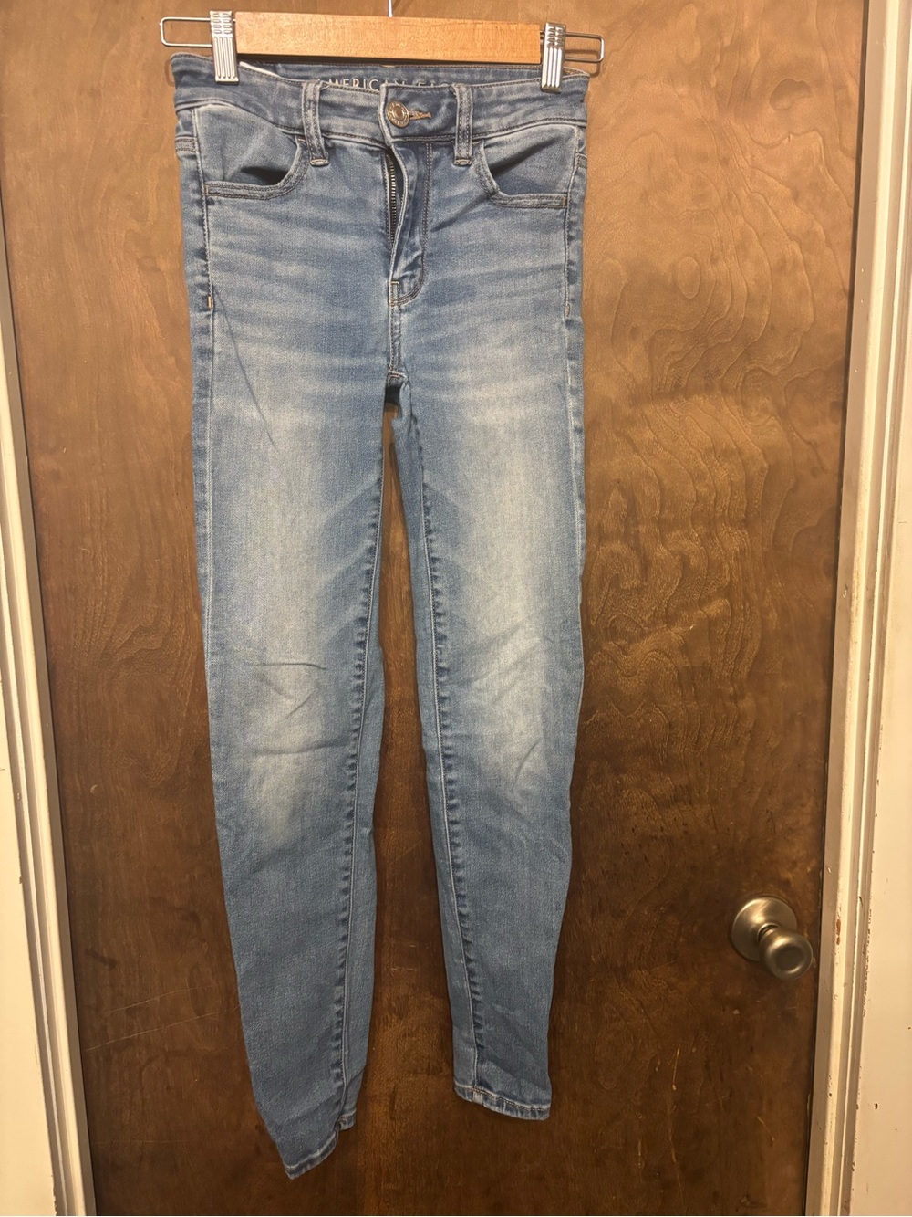 American Eagle Outfitters Light Blue Women’s Skinny Jeans